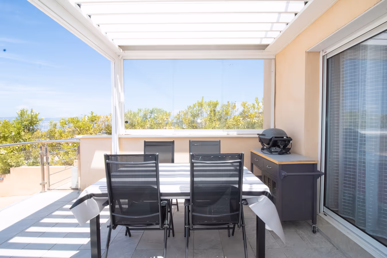 Appartement 2 chambres avec vue mer - Vue intérieure